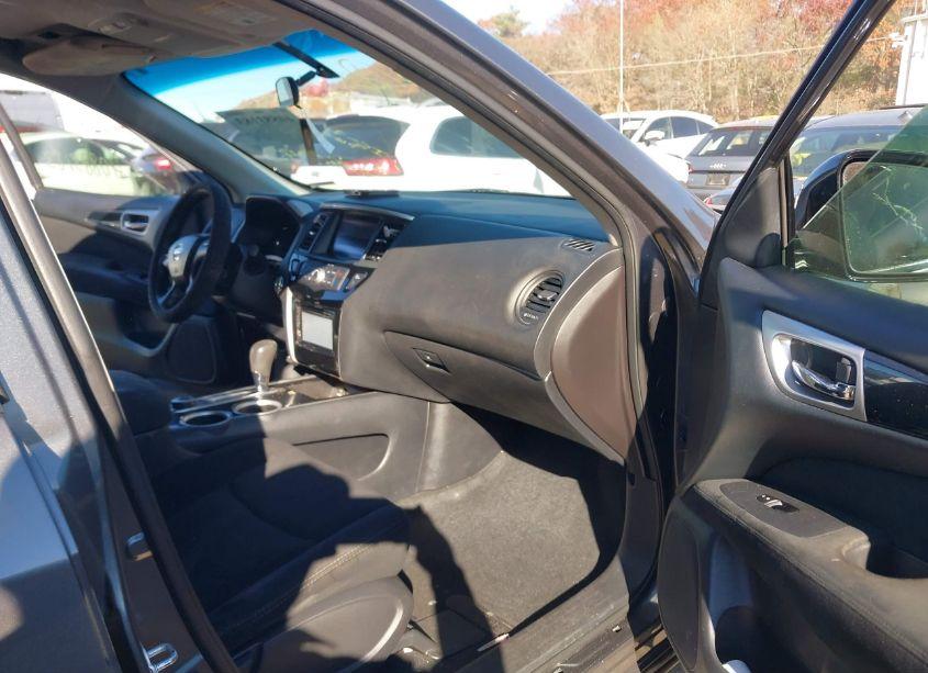 Photo 5 of 2016 Nissan Pathfinder S (VIN 5N1AR2MM5GC606823)