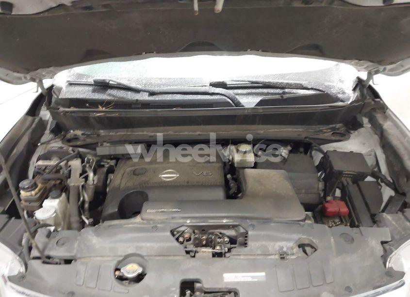 Photo 10 of 2016 Nissan Pathfinder PLATINUM/S/SL/SV (VIN 5N1AR2MM5GC616414)