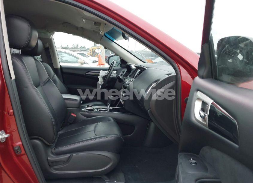 Photo 5 of 2016 Nissan Pathfinder PLATINUM/S/SL/SV (VIN 5N1AR2MM5GC628370)