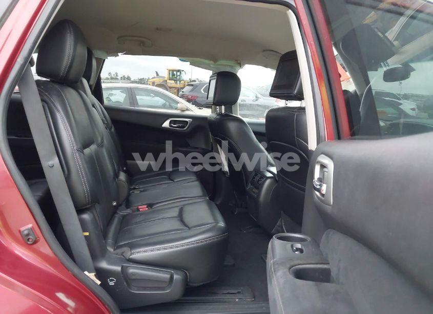 Photo 8 of 2016 Nissan Pathfinder PLATINUM/S/SL/SV (VIN 5N1AR2MM5GC628370)