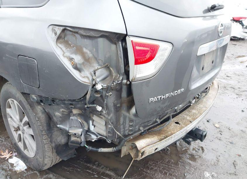 Photo 19 of 2016 Nissan Pathfinder PLATINUM/S/SL/SV (VIN 5N1AR2MM5GC630474)