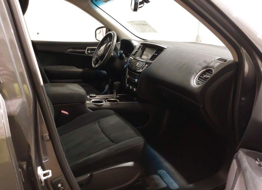 Photo 5 of 2016 Nissan Pathfinder PLATINUM/S/SL/SV (VIN 5N1AR2MM5GC641782)