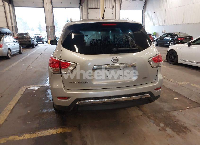 Photo 17 of 2016 Nissan Pathfinder PLATINUM/S/SL/SV (VIN 5N1AR2MM5GC651177)