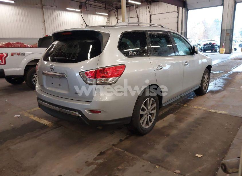 Photo 4 of 2016 Nissan Pathfinder PLATINUM/S/SL/SV (VIN 5N1AR2MM5GC651177)