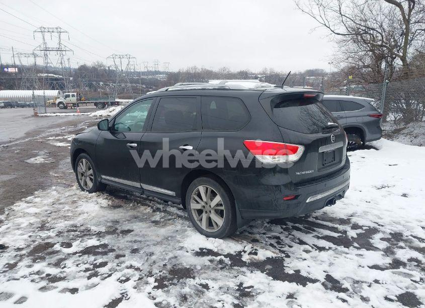 Photo 3 of 2016 Nissan Pathfinder PLATINUM (VIN 5N1AR2MM5GC663278)