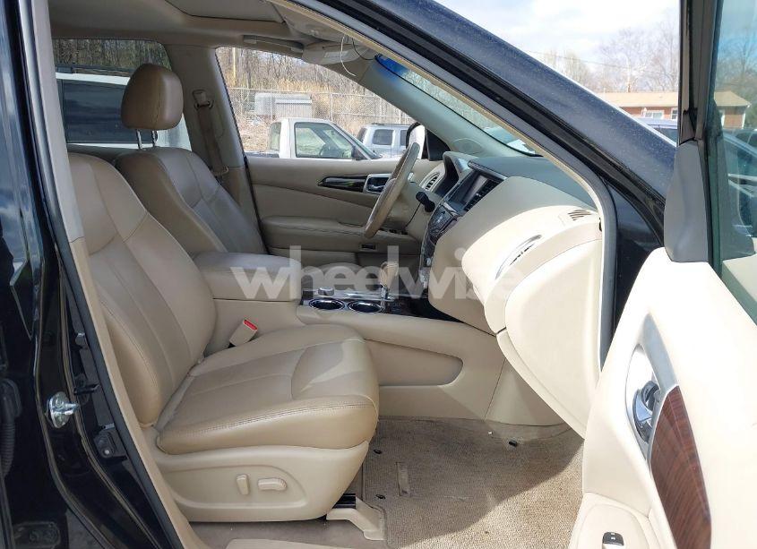 Photo 5 of 2013 Nissan Pathfinder SL (VIN 5N1AR2MM6DC608821)