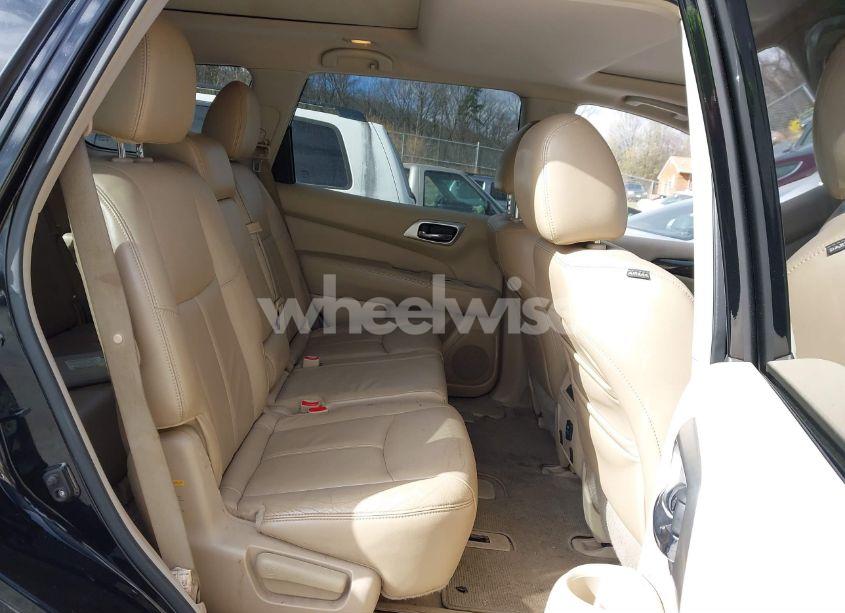 Photo 8 of 2013 Nissan Pathfinder SL (VIN 5N1AR2MM6DC608821)