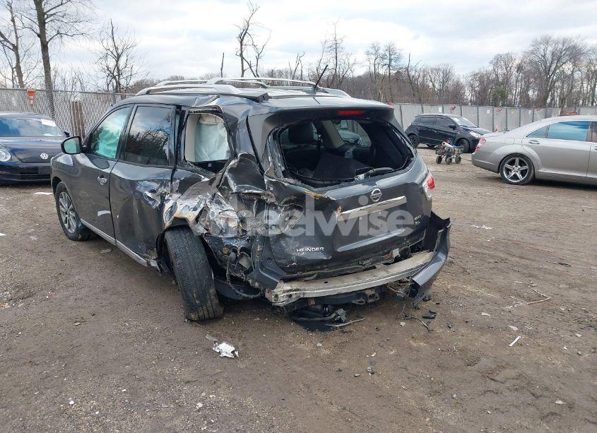 Photo 3 of 2013 Nissan Pathfinder SL (VIN 5N1AR2MM6DC611346)