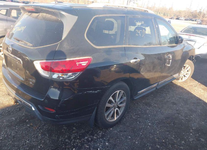 Photo 4 of 2013 Nissan Pathfinder SL (VIN 5N1AR2MM6DC620788)