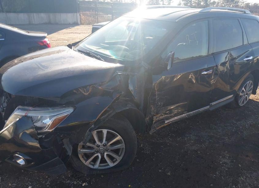 Photo 6 of 2013 Nissan Pathfinder SL (VIN 5N1AR2MM6DC620788)