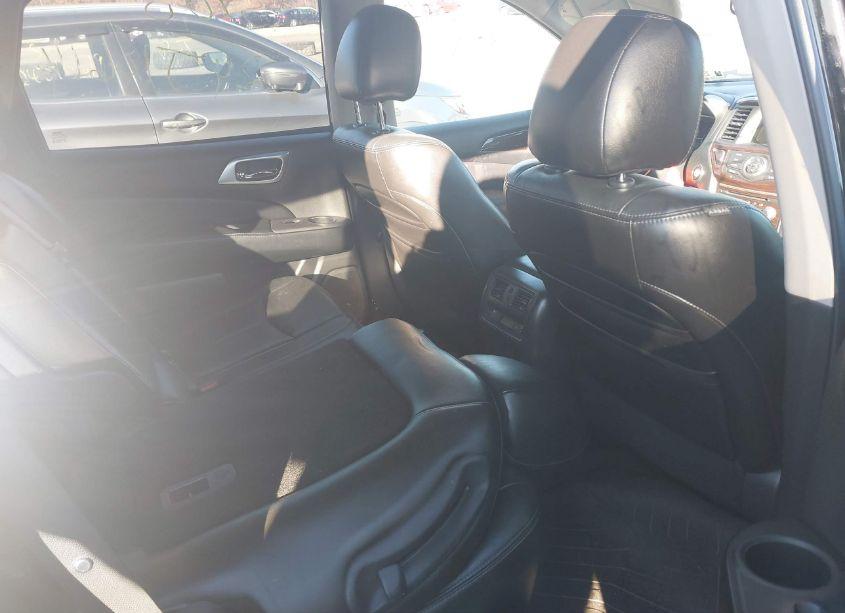 Photo 8 of 2013 Nissan Pathfinder SL (VIN 5N1AR2MM6DC620788)