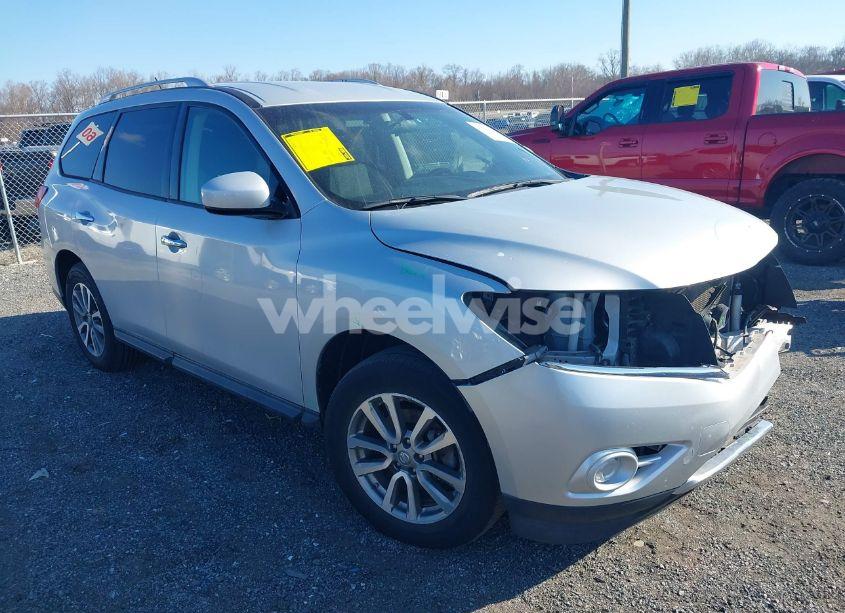 2013 Nissan Pathfinder SV (VIN 5N1AR2MM6DC635016) main photo