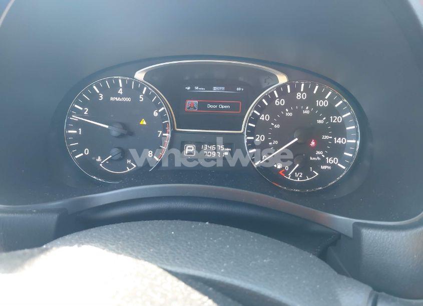 Photo 7 of 2013 Nissan Pathfinder SV (VIN 5N1AR2MM6DC635016)