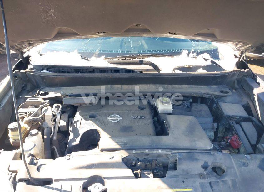 Photo 10 of 2013 Nissan Pathfinder SV (VIN 5N1AR2MM6DC672132)