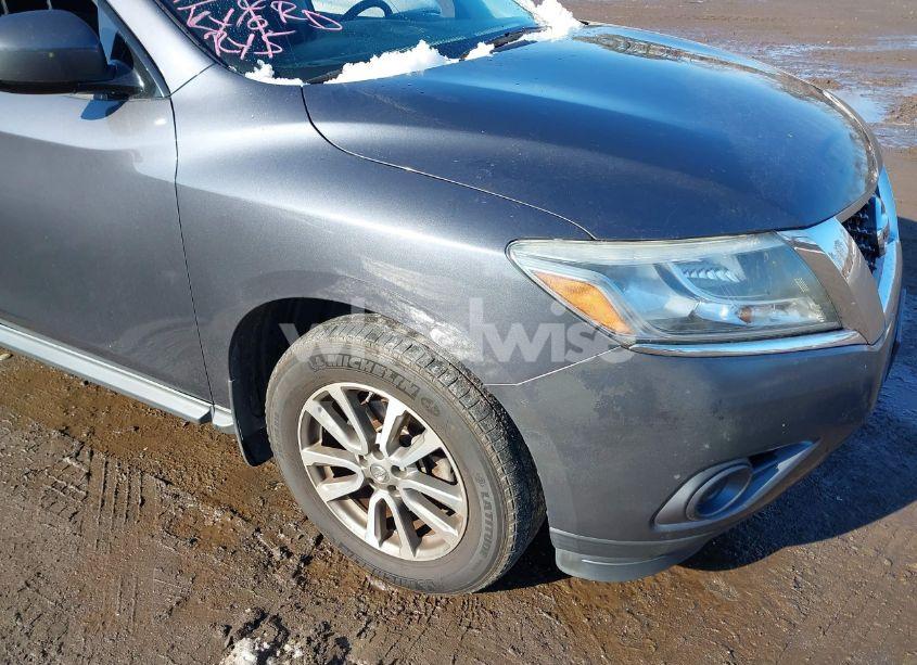 Photo 6 of 2013 Nissan Pathfinder SV (VIN 5N1AR2MM6DC672132)