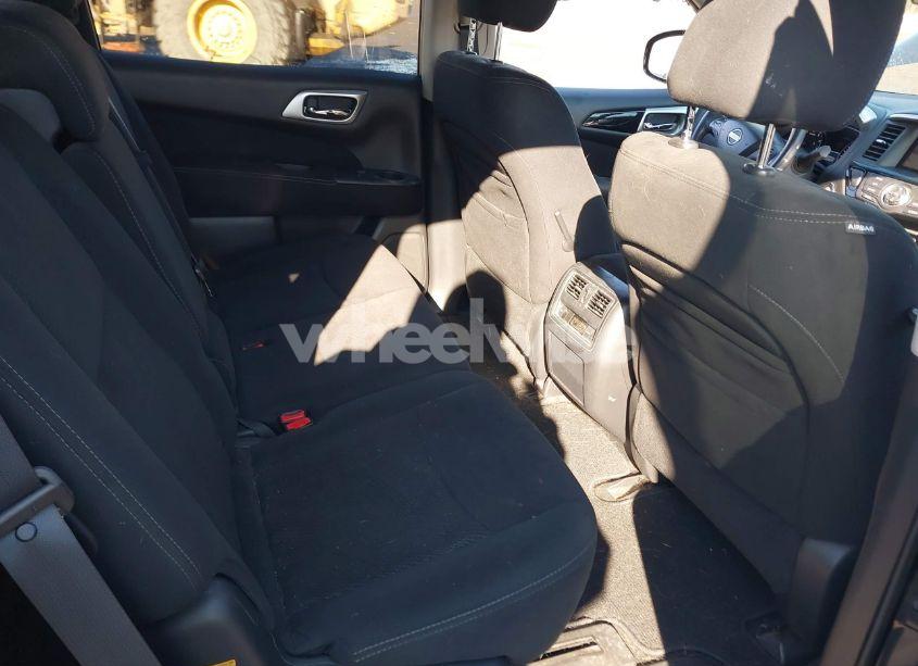 Photo 8 of 2013 Nissan Pathfinder SV (VIN 5N1AR2MM6DC672132)