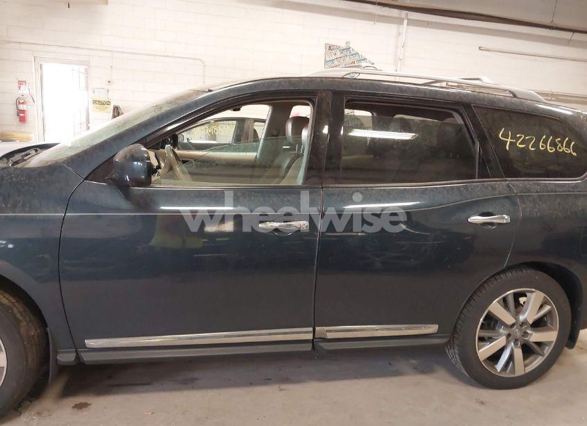 Photo 14 of 2013 Nissan Pathfinder PLATINUM (VIN 5N1AR2MM6DC678500)