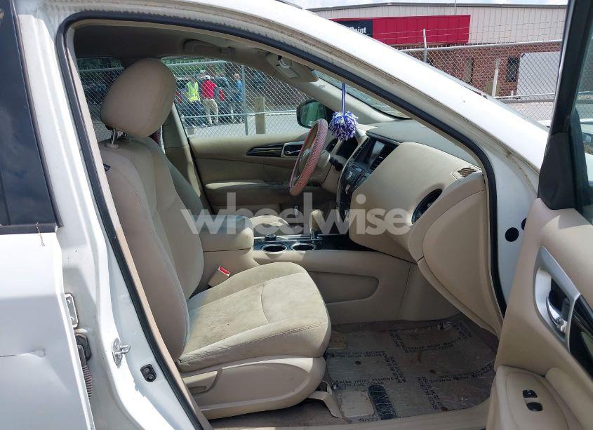 Photo 5 of 2013 Nissan Pathfinder S (VIN 5N1AR2MM6DC684149)