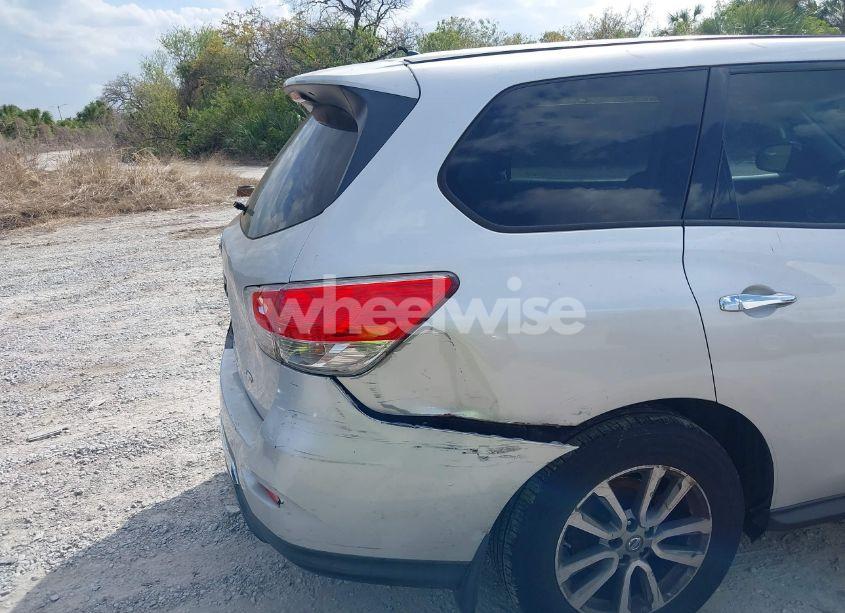 Photo 13 of 2014 Nissan Pathfinder S (VIN 5N1AR2MM6EC679034)