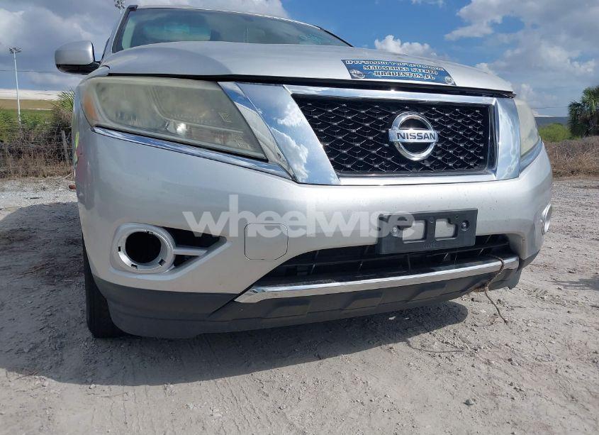 Photo 6 of 2014 Nissan Pathfinder S (VIN 5N1AR2MM6EC679034)