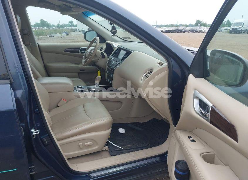 Photo 5 of 2014 Nissan Pathfinder SL (VIN 5N1AR2MM6EC684928)