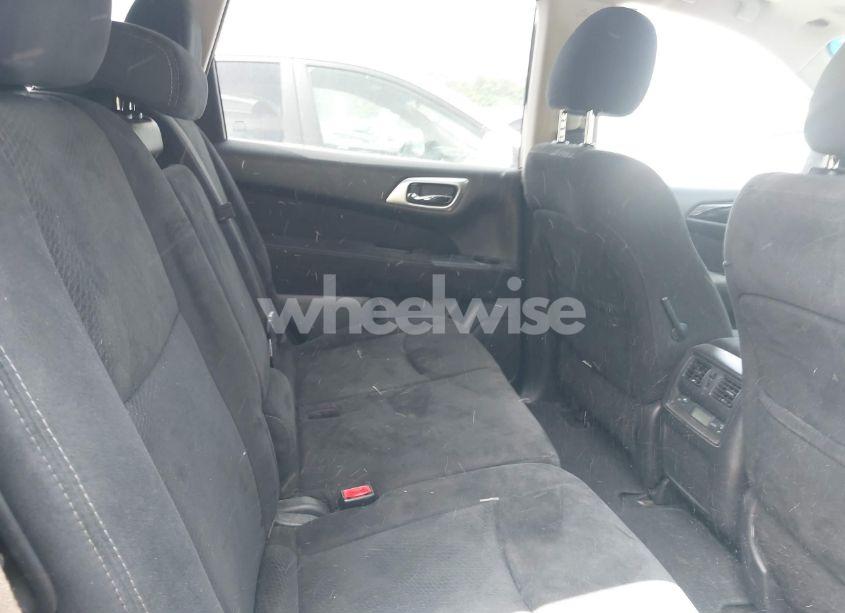 Photo 8 of 2014 Nissan Pathfinder SV (VIN 5N1AR2MM6EC710346)