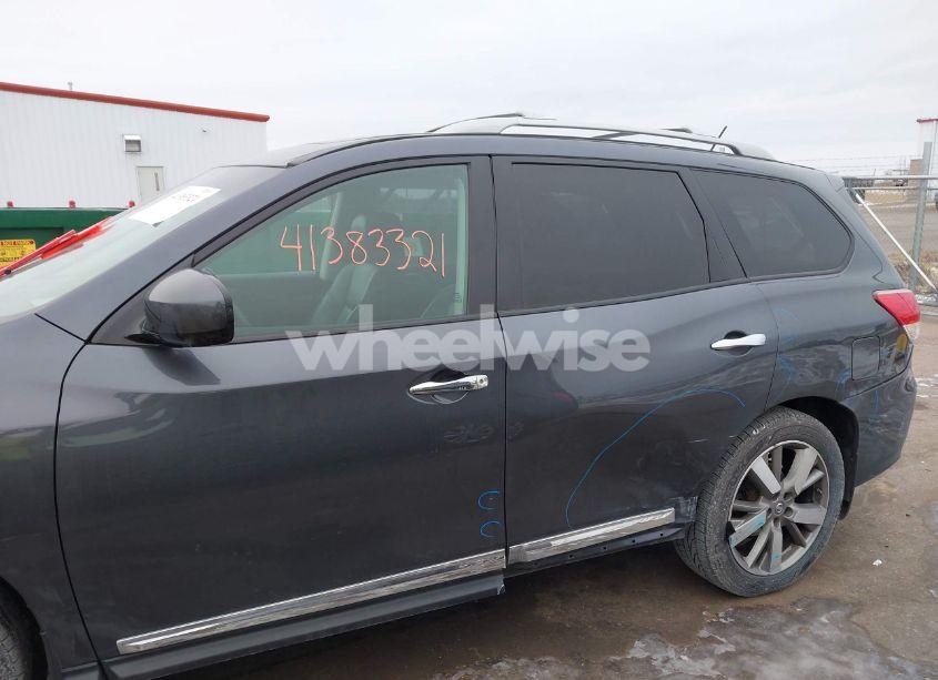 Photo 6 of 2014 Nissan Pathfinder PLATINUM (VIN 5N1AR2MM6EC712100)