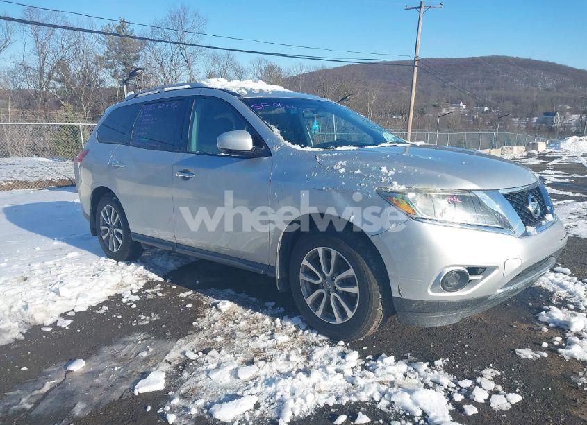 2014 Nissan Pathfinder SV (VIN 5N1AR2MM6EC718091) main photo