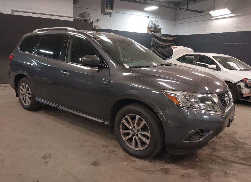 2014 Nissan Pathfinder SV (VIN 5N1AR2MM6EC721346) main photo