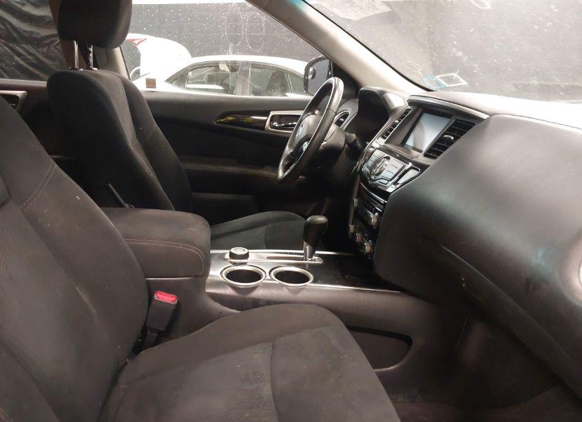 Photo 5 of 2014 Nissan Pathfinder SV (VIN 5N1AR2MM6EC721346)