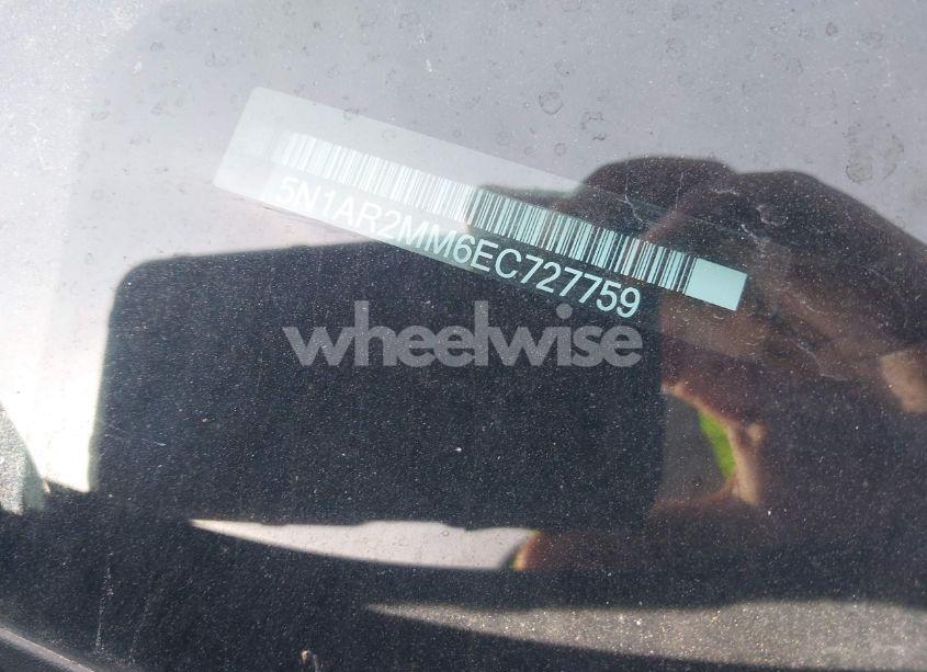 Photo 9 of 2014 Nissan Pathfinder SV (VIN 5N1AR2MM6EC727759)