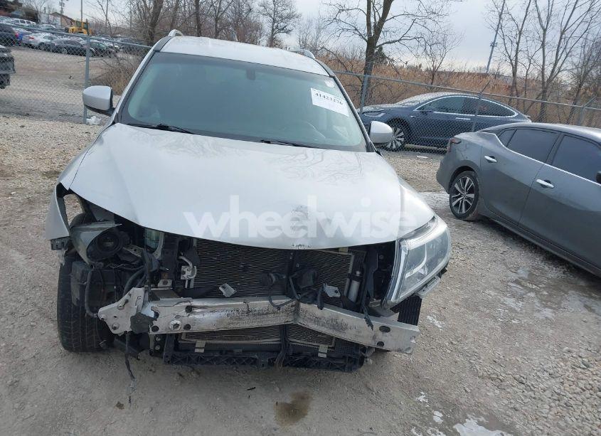 Photo 12 of 2015 Nissan Pathfinder SV (VIN 5N1AR2MM6FC652630)