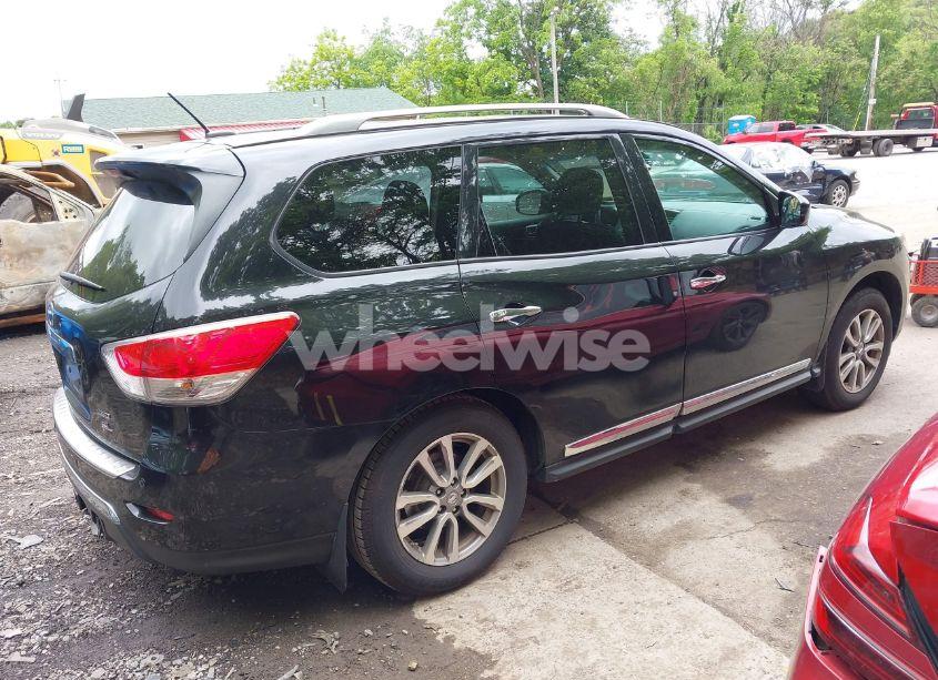 Photo 4 of 2015 Nissan Pathfinder SL (VIN 5N1AR2MM6FC658685)