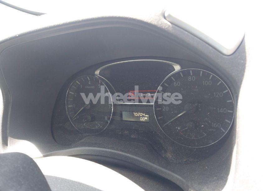 Photo 7 of 2015 Nissan Pathfinder SV (VIN 5N1AR2MM6FC668911)