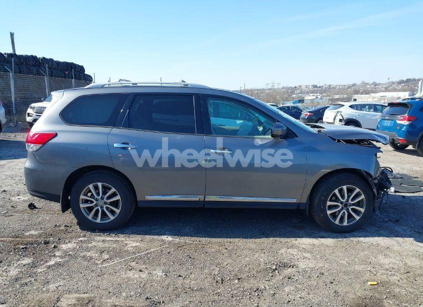 Photo 13 of 2015 Nissan Pathfinder SL (VIN 5N1AR2MM6FC685997)