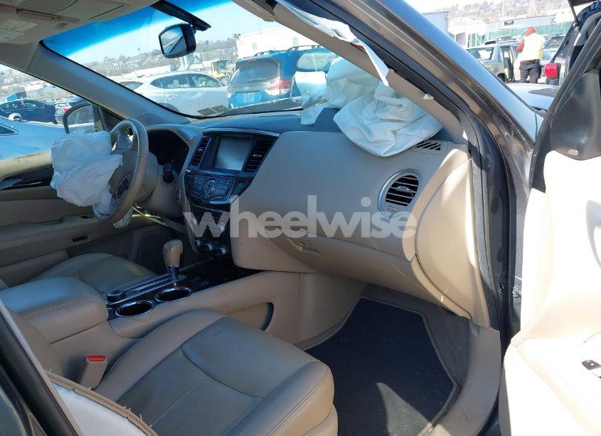 Photo 5 of 2015 Nissan Pathfinder SL (VIN 5N1AR2MM6FC685997)