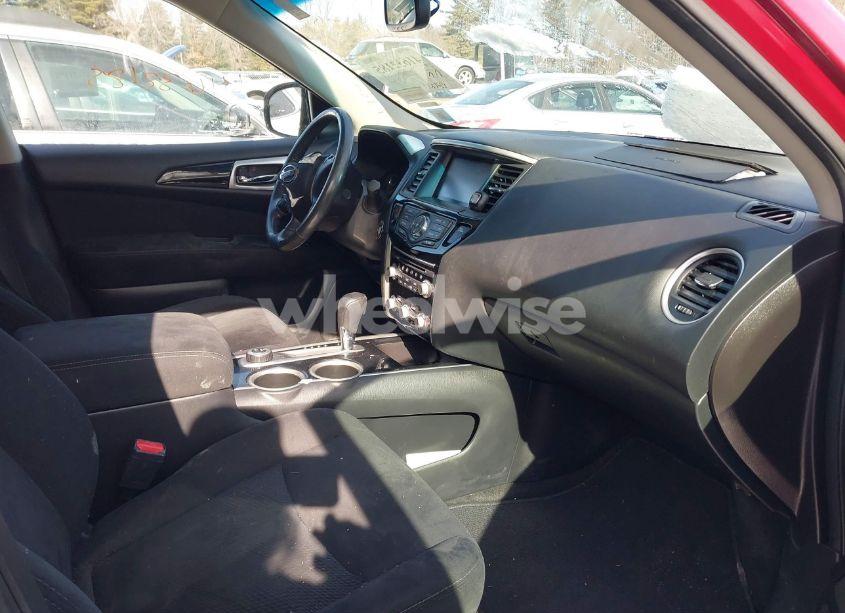 Photo 5 of 2016 Nissan Pathfinder (VIN 5N1AR2MM6GC600769)