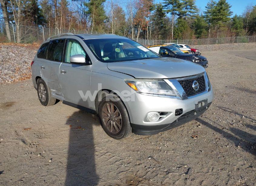 2016 Nissan Pathfinder PLATINUM/S/SL/SV (VIN 5N1AR2MM6GC629527) main photo