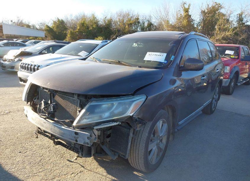 Photo 2 of 2016 Nissan Pathfinder PLATINUM (VIN 5N1AR2MM6GC639507)