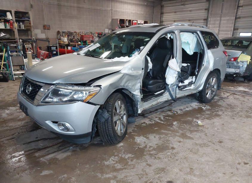 Photo 2 of 2016 Nissan Pathfinder PLATINUM (VIN 5N1AR2MM6GC640043)