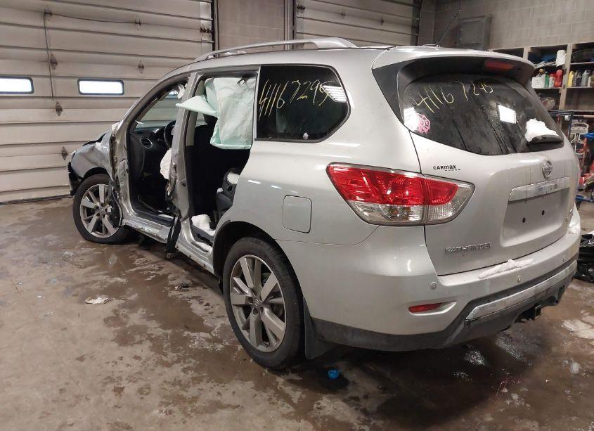 Photo 3 of 2016 Nissan Pathfinder PLATINUM (VIN 5N1AR2MM6GC640043)