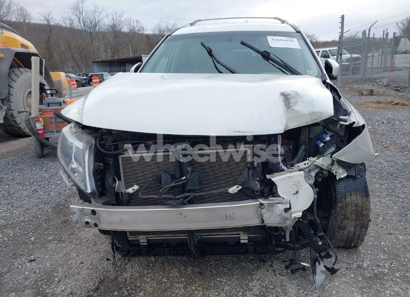 Photo 12 of 2016 Nissan Pathfinder SL (VIN 5N1AR2MM6GC647431)