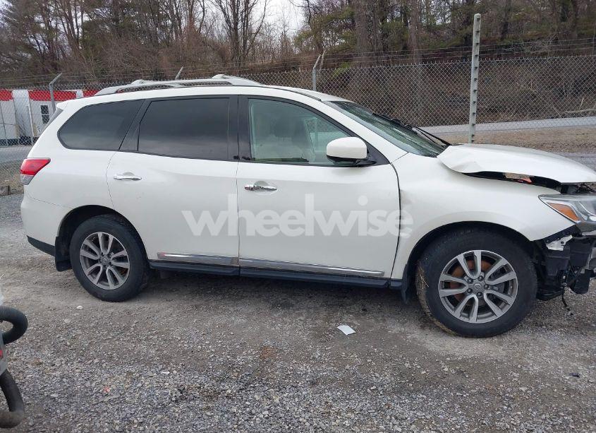 Photo 13 of 2016 Nissan Pathfinder SL (VIN 5N1AR2MM6GC647431)