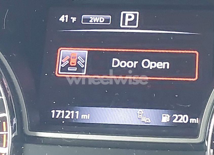 Photo 15 of 2016 Nissan Pathfinder SL (VIN 5N1AR2MM6GC647431)