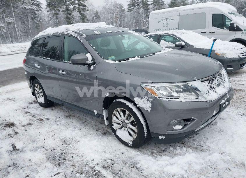 2016 Nissan Pathfinder S (VIN 5N1AR2MM6GC652628) main photo