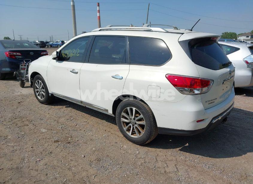 Photo 3 of 2013 Nissan Pathfinder SL (VIN 5N1AR2MM7DC608505)