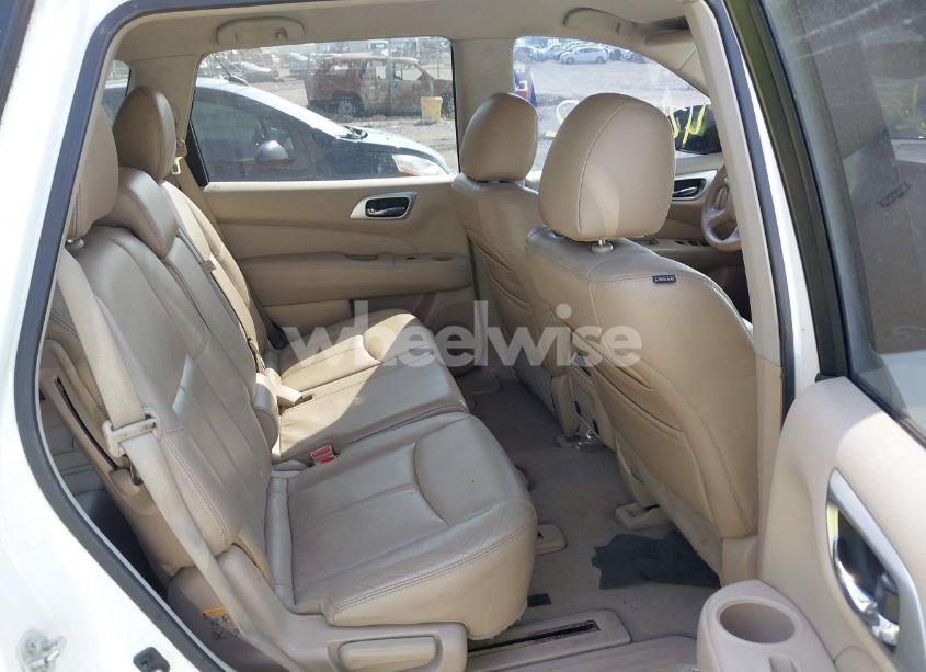Photo 8 of 2013 Nissan Pathfinder SL (VIN 5N1AR2MM7DC608505)