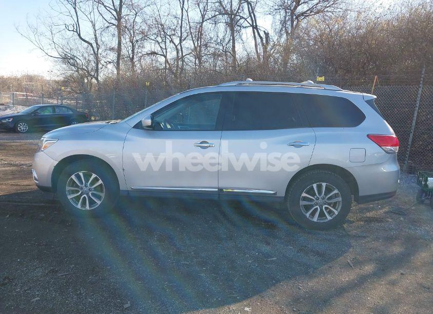 Photo 14 of 2013 Nissan Pathfinder S/SV/SL/PLATINUM (VIN 5N1AR2MM7DC613980)