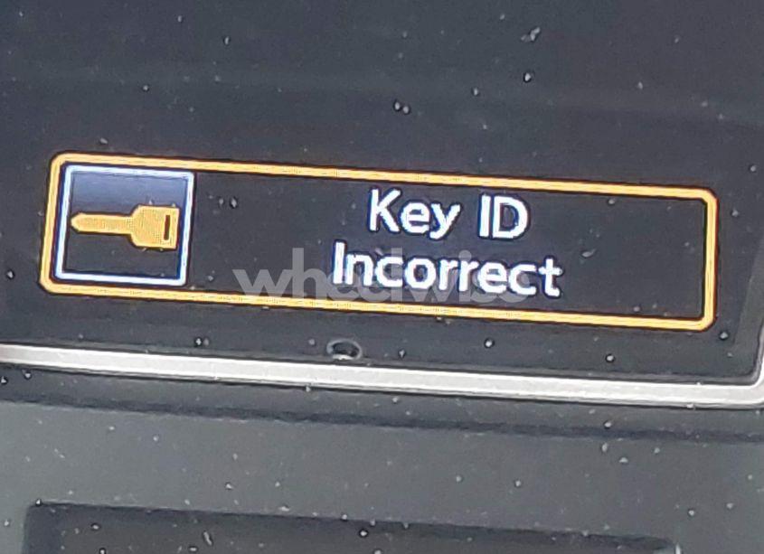 Photo 12 of 2013 Nissan Pathfinder SV (VIN 5N1AR2MM7DC629659)