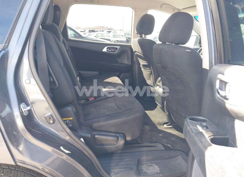 Photo 8 of 2013 Nissan Pathfinder SV (VIN 5N1AR2MM7DC629659)